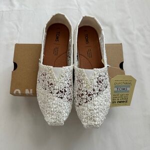 Toms Wedding Bridal Mini Floral Lace White Slip-on Flats